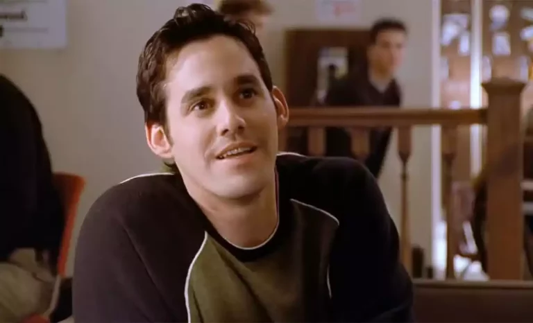 Nicholas Brendon como Xander Harris en Buffy, cazavampiros: Créditos: 20th Century Fox