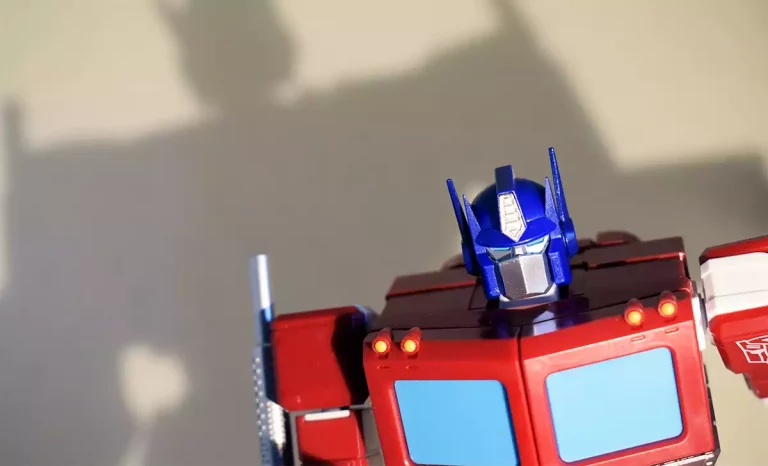 Optimus Prime de Transformers en versión Yolopark. Créditos: docpastor.com