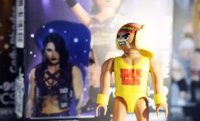 Hulk Hogan y otros elementos de la línea WWE Raw de Playmobil. Créditos: docpastor.com