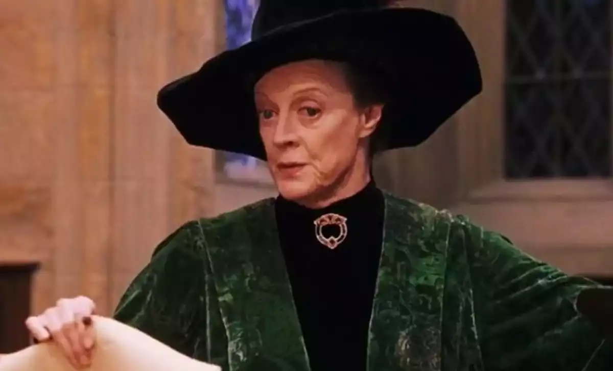Maggie Smith como la profesora Minerva de Harry Potter. Créditos: Warner Bros.