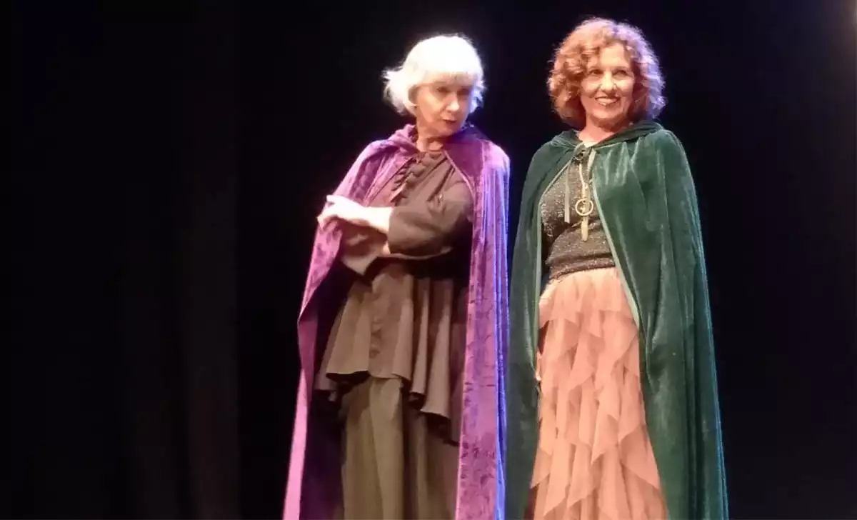 Dos espíritus venidos de las obras de William Shakespeare. Créditos: docpastor.com - Amamos la Cultura Pop