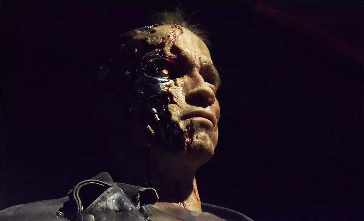 El T-800 de Terminator 2. Créditos: docpastor.com - Amamos la Cultura Pop