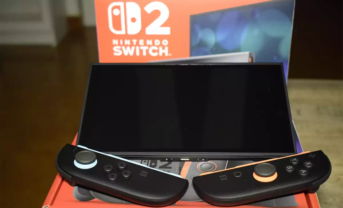 Pantalla y mandos de la Nintendo Switch 2. Créditos: docpastor.com - Amamos la Cultura Pop