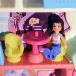 El interior del set Gatito marinero de Polly Pocket. Créditos: docpastor.com - Amamos la Cultura Pop