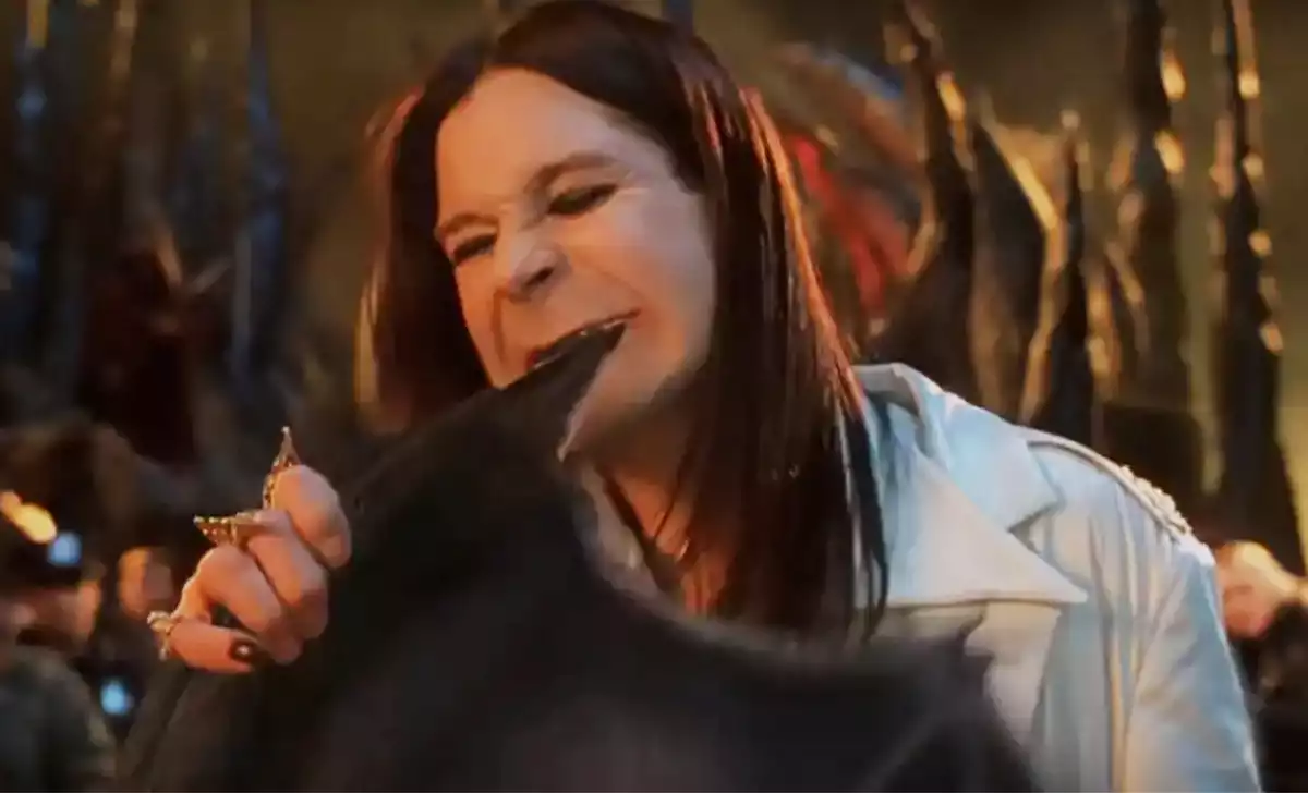 Ozzy Osbourne en Little Nicky. Créditos: New Line Cinema