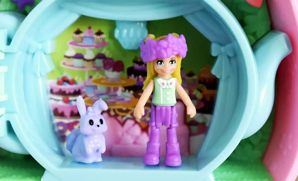 Polly Pocket te da la bienvenida a su fiesta del té. Créditos: docpastor.com - Amamos la Cultura Pop