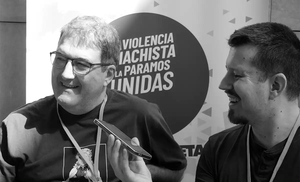 Daniel Viñuales de Ultimate Manga y GP Ediciones con Doc Pastor durante la entrevista. Créditos: docpastor.com - Amamos la Cultura Pop