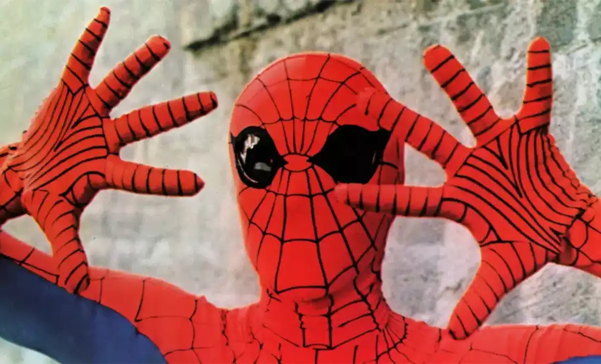 El Spiderman de Nicholas Hammond es homenajeado en Marvel Zombies. Columbia Pictures Television