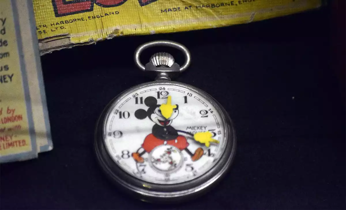 Antiguo reloj de Mickey Mouse. Créditos: docpastor.com - Amamos la Cultura Pop