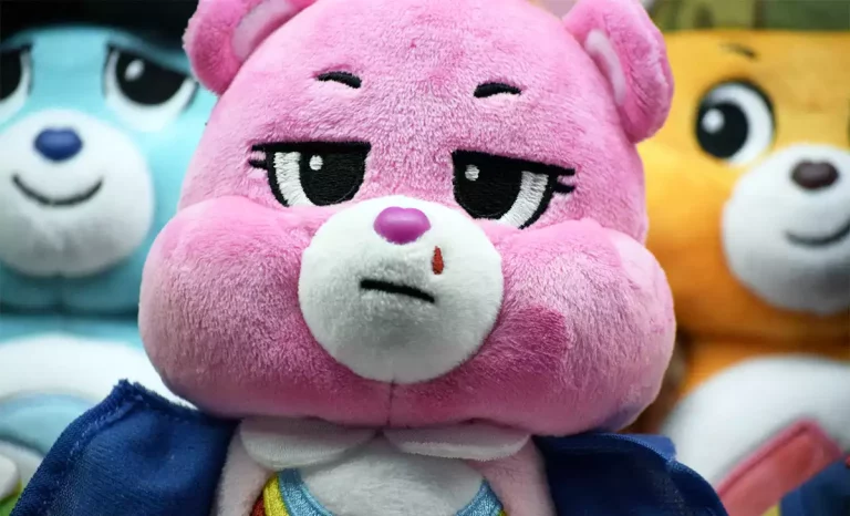 Eleven en versión Care Bears (u Osos Amorosos). Créditos: docpastor.com - Amamos la Cultura Pop