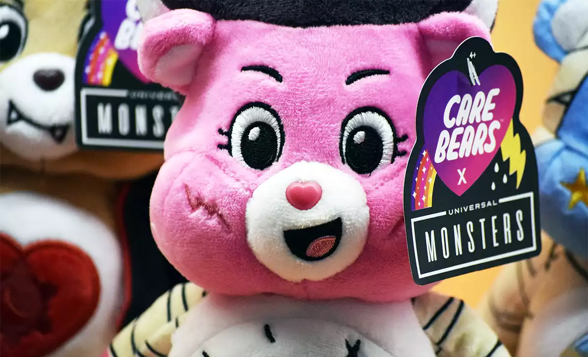 La Novia de Frankenstein de la línea Care Bears x Universal Monsters. Créditos: docpastor.com - Amamos la Cultura Pop