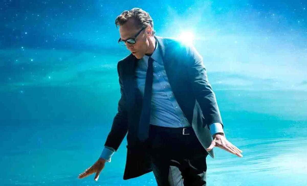 Póster de La vida de Chuck. Créditos: Diamond Films.