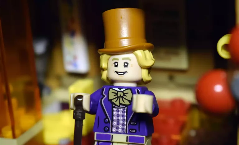 El Willy Wonka de Gene Wilder en versión LEGO. Créditos: docpastor.com - Amamos la Cultura Pop